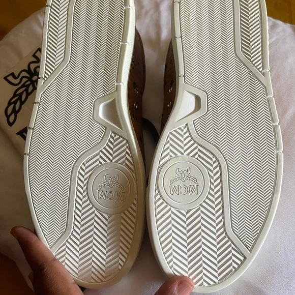 SOLD - Picture 3 of 11